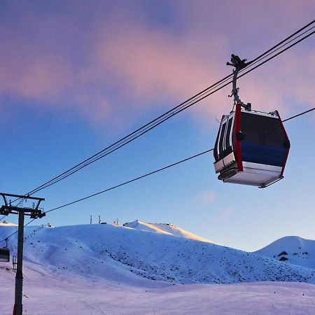New Gudauri Redco Twins-Premium Mountain Apartment Close The Gondola Lift Bagian luar foto