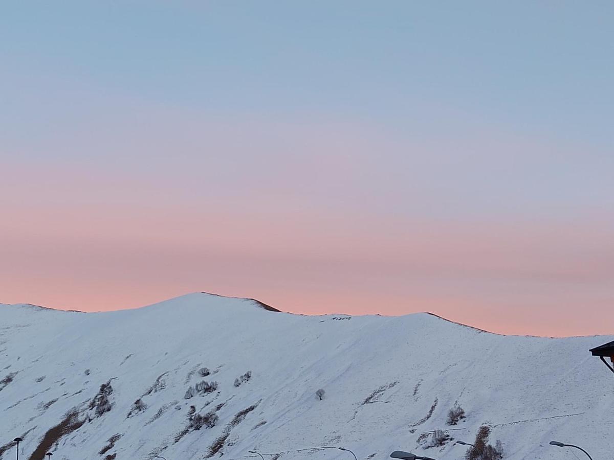 New Gudauri Redco Twins-Premium Mountain Apartment Close The Gondola Lift Bagian luar foto
