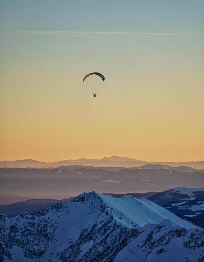 New Gudauri Redco Twins-Premium Mountain Apartment Close The Gondola Lift Bagian luar foto